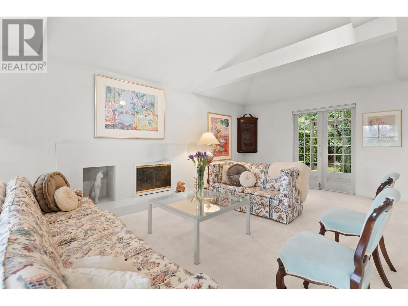 Listing Picture 14 of 35 : 2850 W 47TH AVENUE, Vancouver / 溫哥華 - 魯藝地產 Yvonne Lu Group - MLS Medallion Club Member