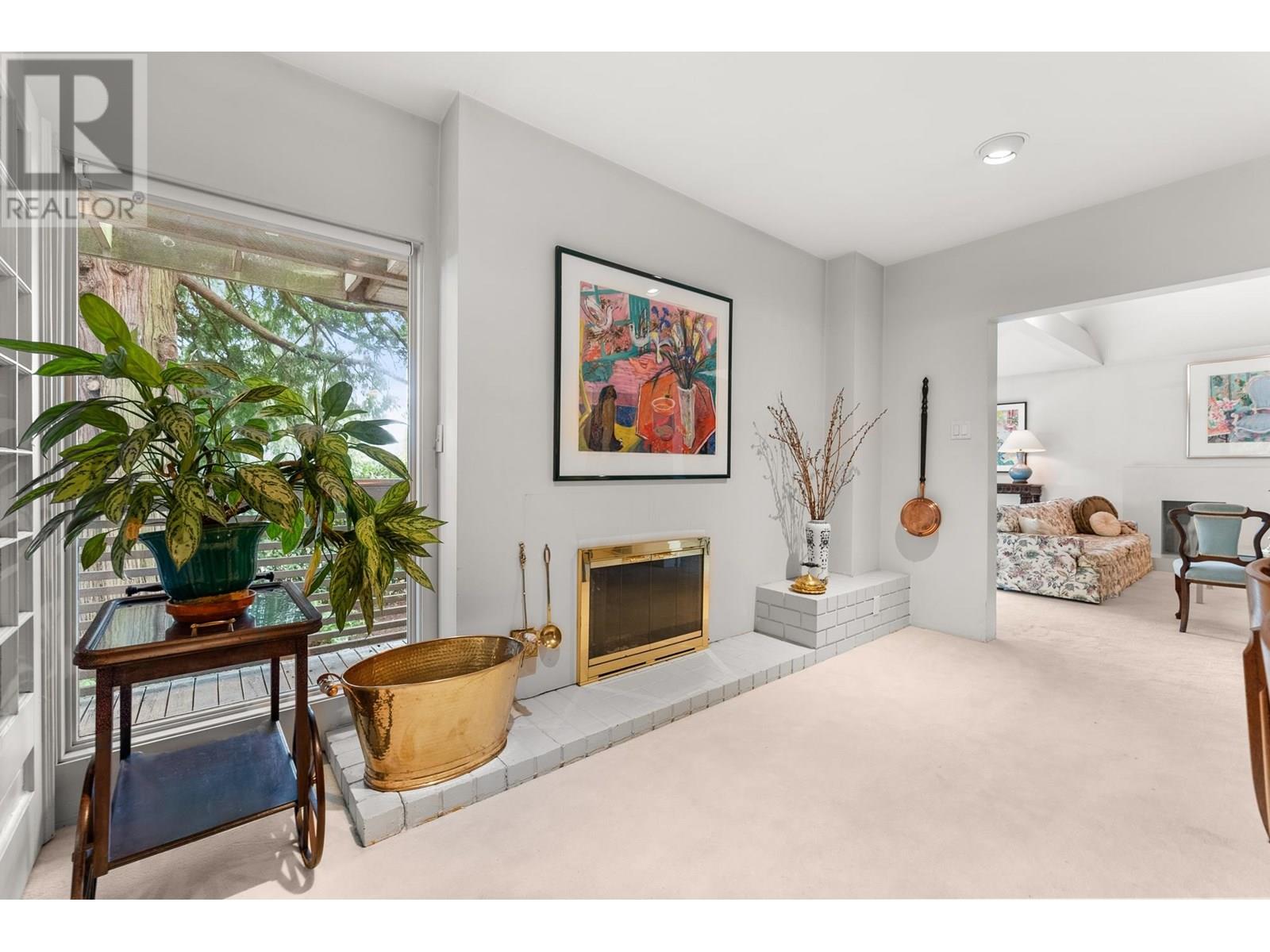 Listing Picture 17 of 35 : 2850 W 47TH AVENUE, Vancouver / 溫哥華 - 魯藝地產 Yvonne Lu Group - MLS Medallion Club Member