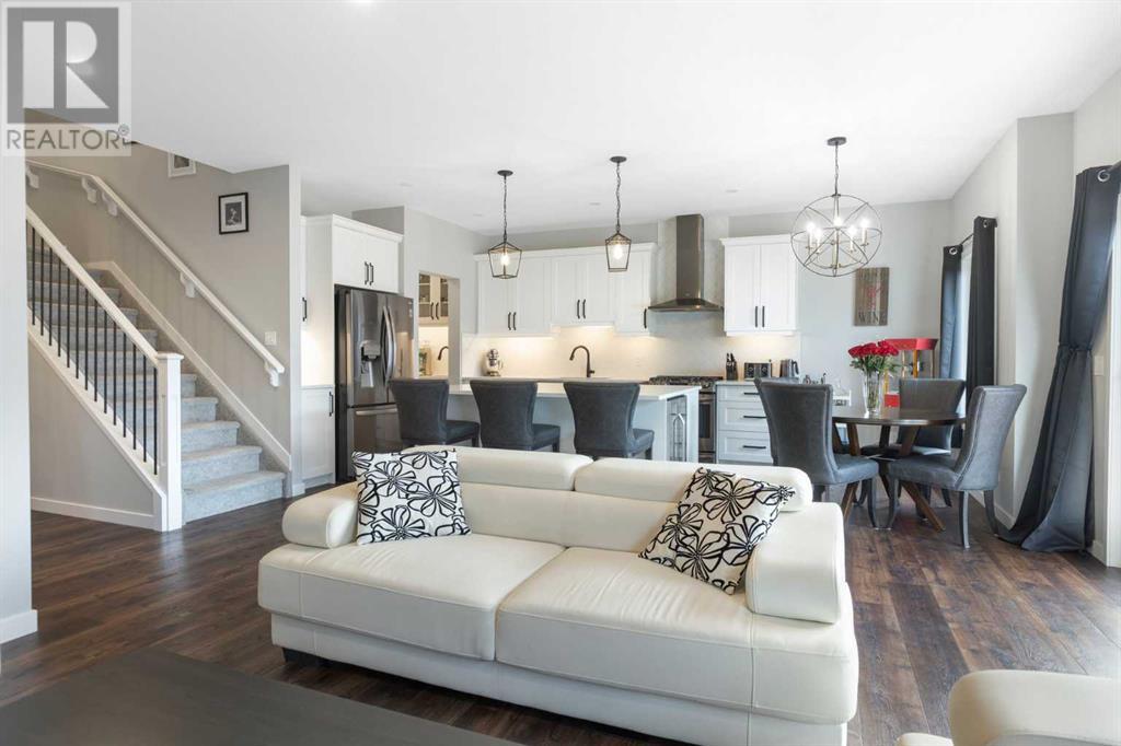 Property at 206 Bayside Loop SW image 3
