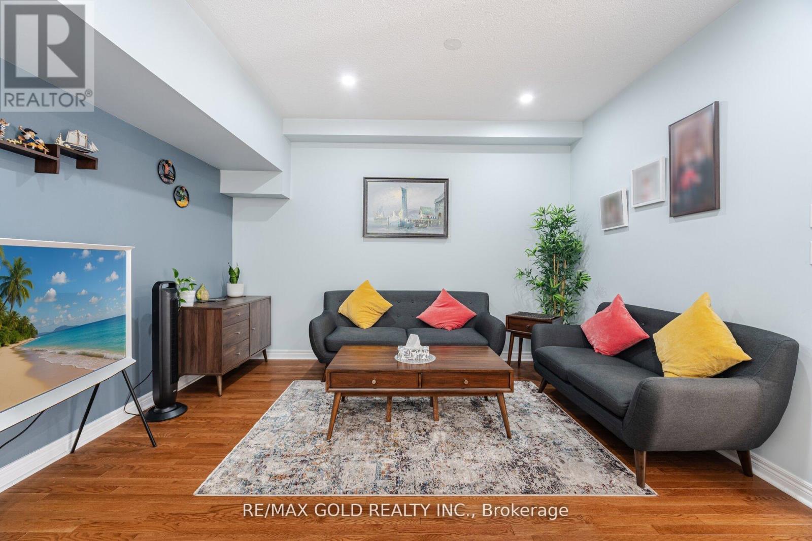 Property at 10 - 61 NELSON STREET W image 4