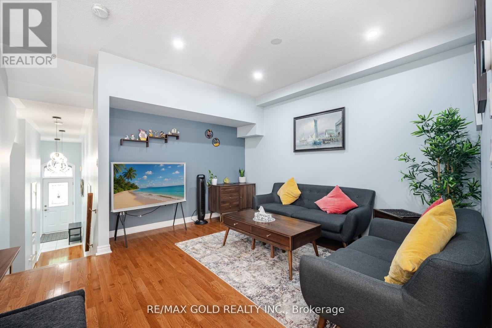 Property at 10 - 61 NELSON STREET W image 5