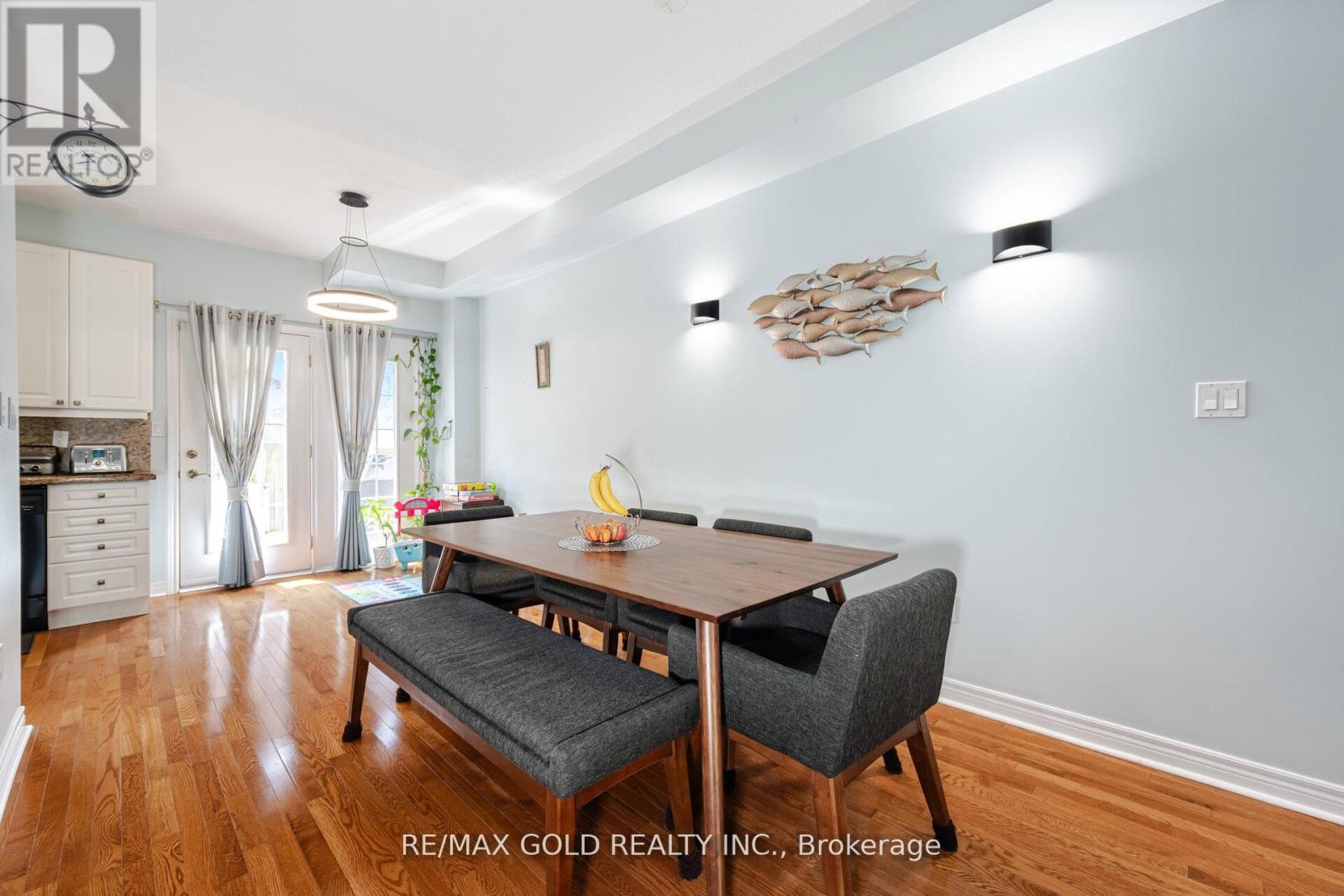 10 - 61 Nelson Street W, Brampton, Ontario  L6X 1C4 - Photo 9 - W12261076