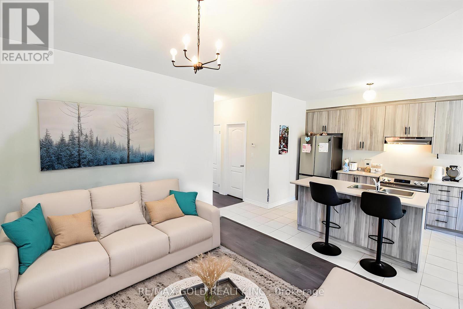 77 Tumblewood Place W, Welland, Ontario  L3B 0J3 - Photo 12 - X12261078