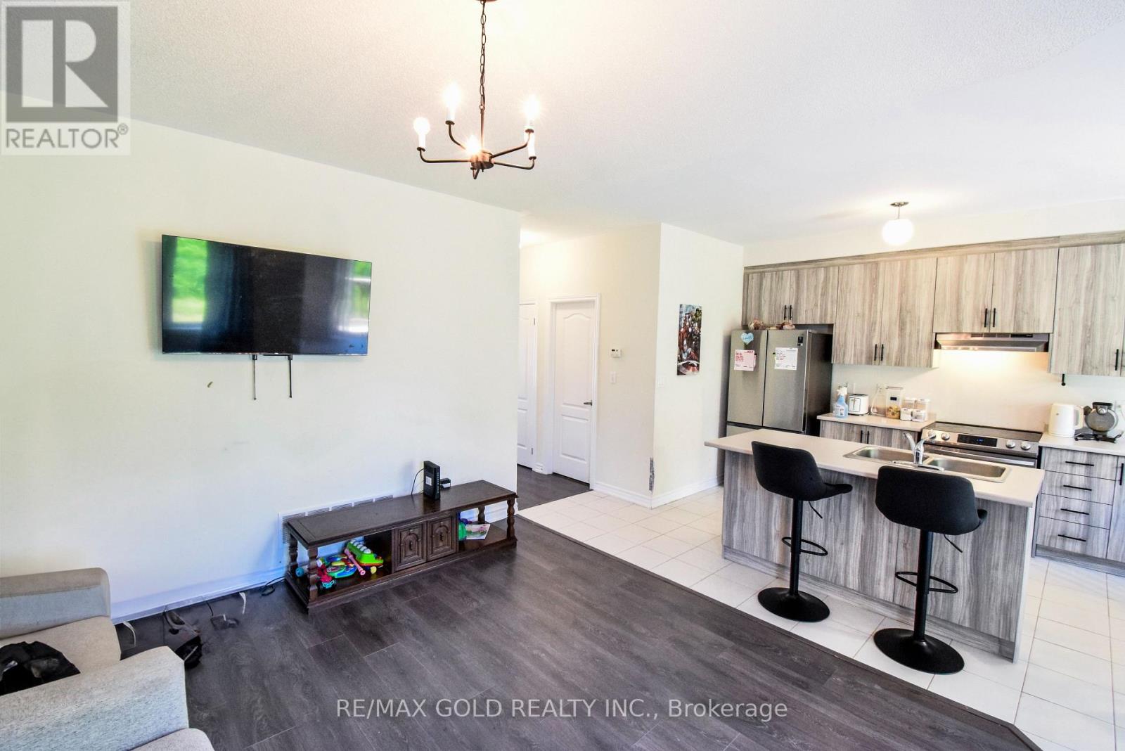 77 Tumblewood Place W, Welland, Ontario  L3B 0J3 - Photo 13 - X12261078