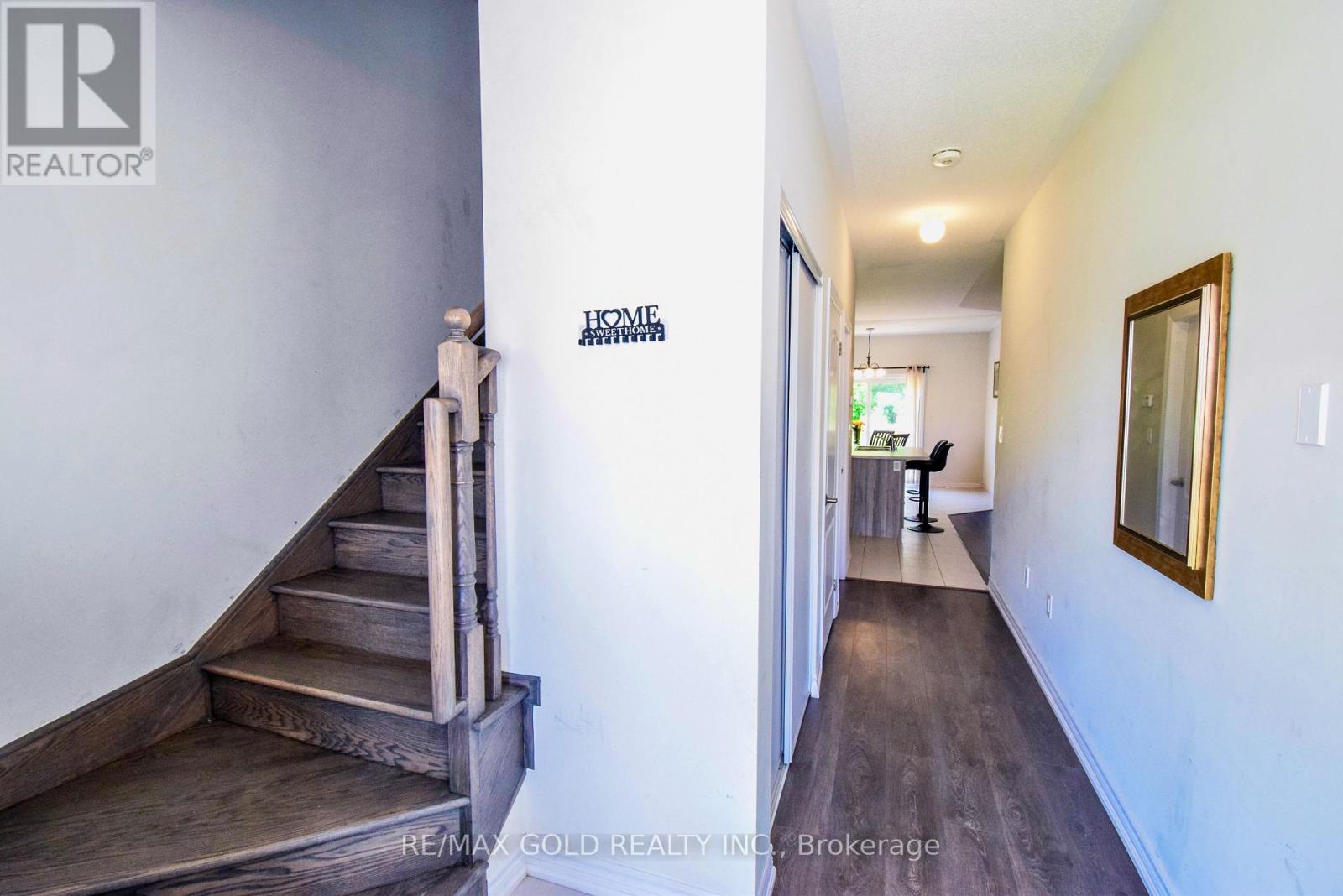 77 Tumblewood Place W, Welland, Ontario  L3B 0J3 - Photo 4 - X12261078