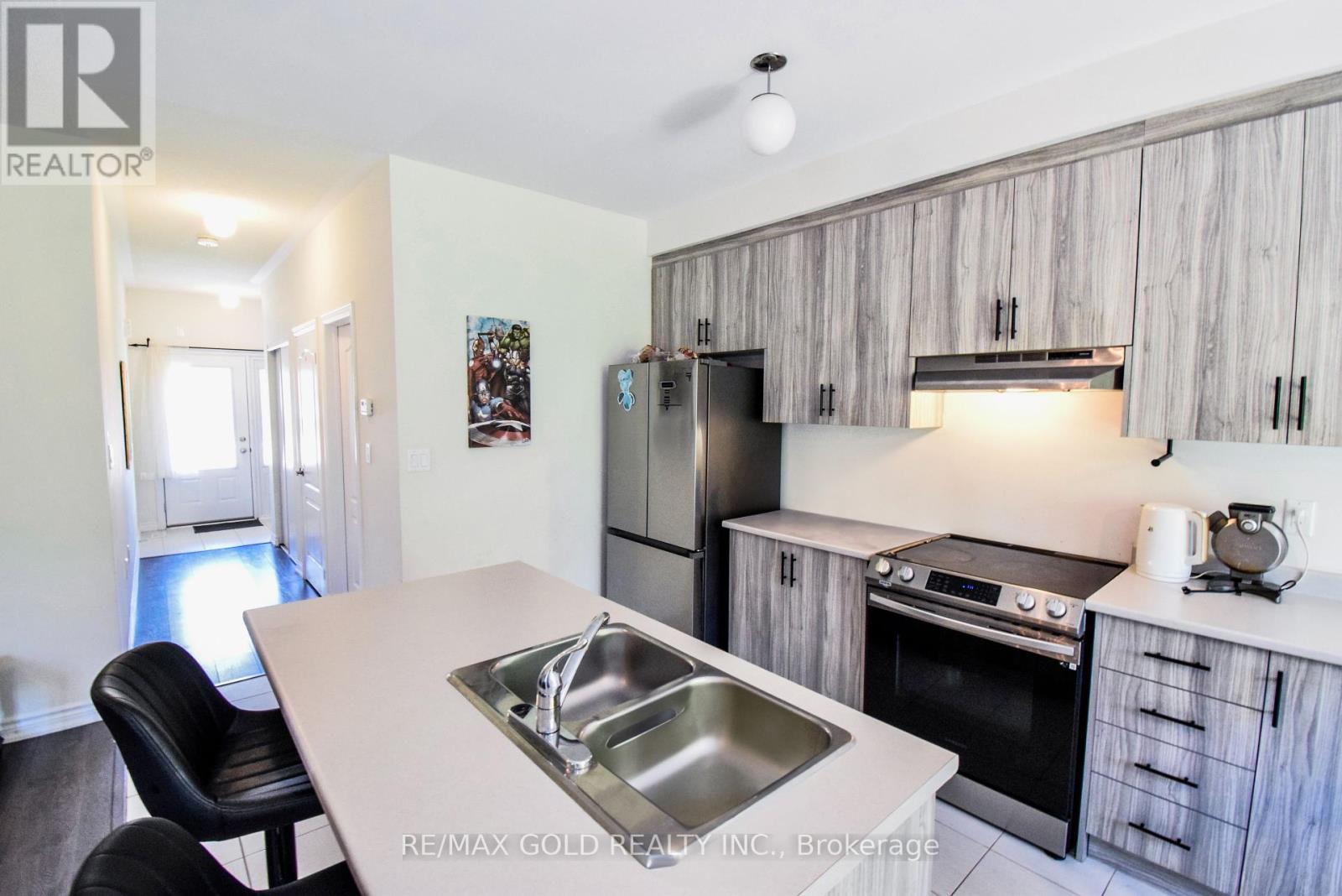 77 Tumblewood Place W, Welland, Ontario  L3B 0J3 - Photo 6 - X12261078