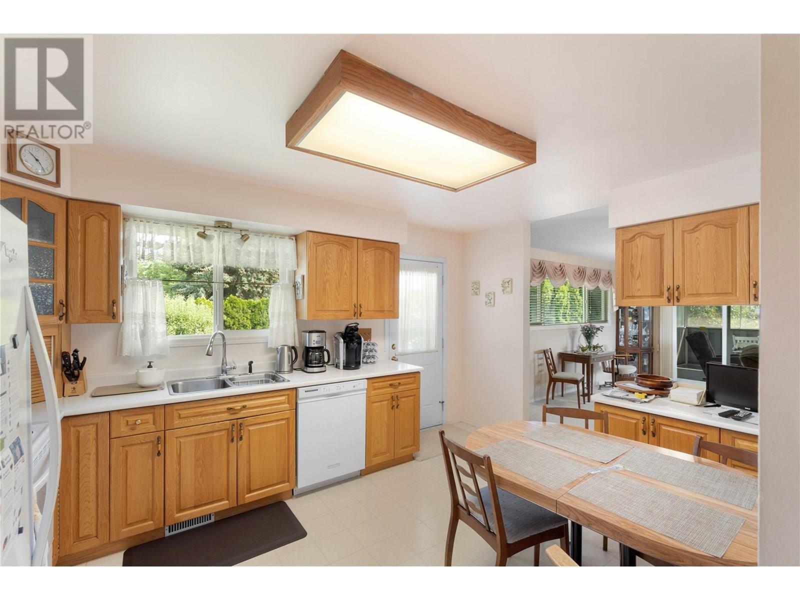 Property at 846 Sicamore Drive image 3