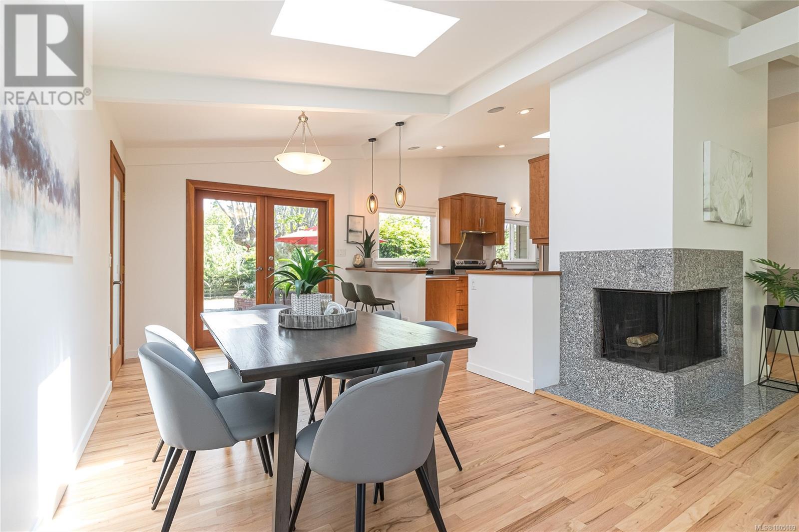Property at 3515 Cardiff Pl image 4