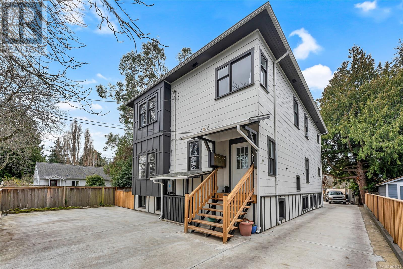 Property at 2512 Fernwood Rd image 3