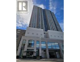 703 - 8 HILLCREST AVENUE, Toronto, Ontario