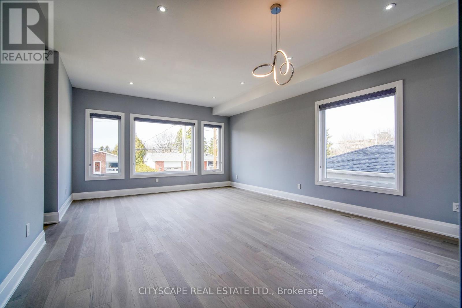Property at 65B ST VINCENT image 4