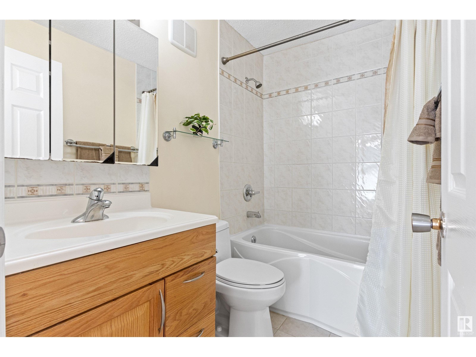 11406 73 Av Nw, Edmonton, Alberta  T6G 0E1 - Photo 43 - E4445674
