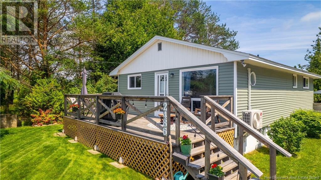 Property at 2486 Loch Lomond Road image 1