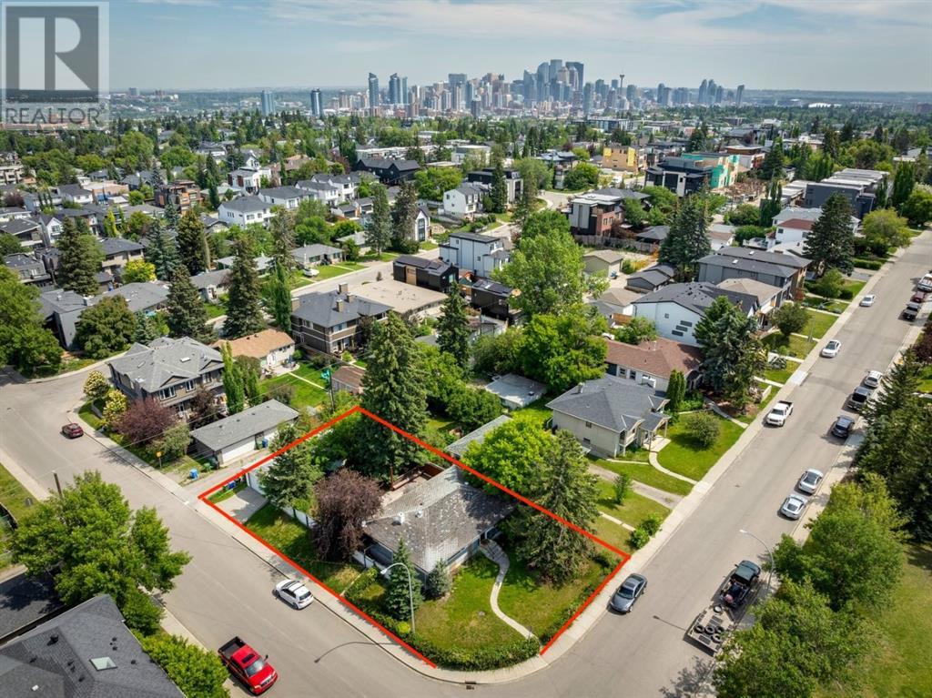 Property at 2240 30 Avenue SW image 1