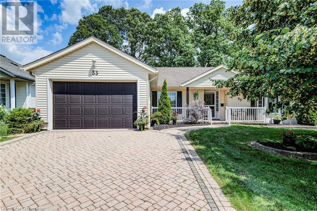 Property at 33 SUMMIT Crescent image 2