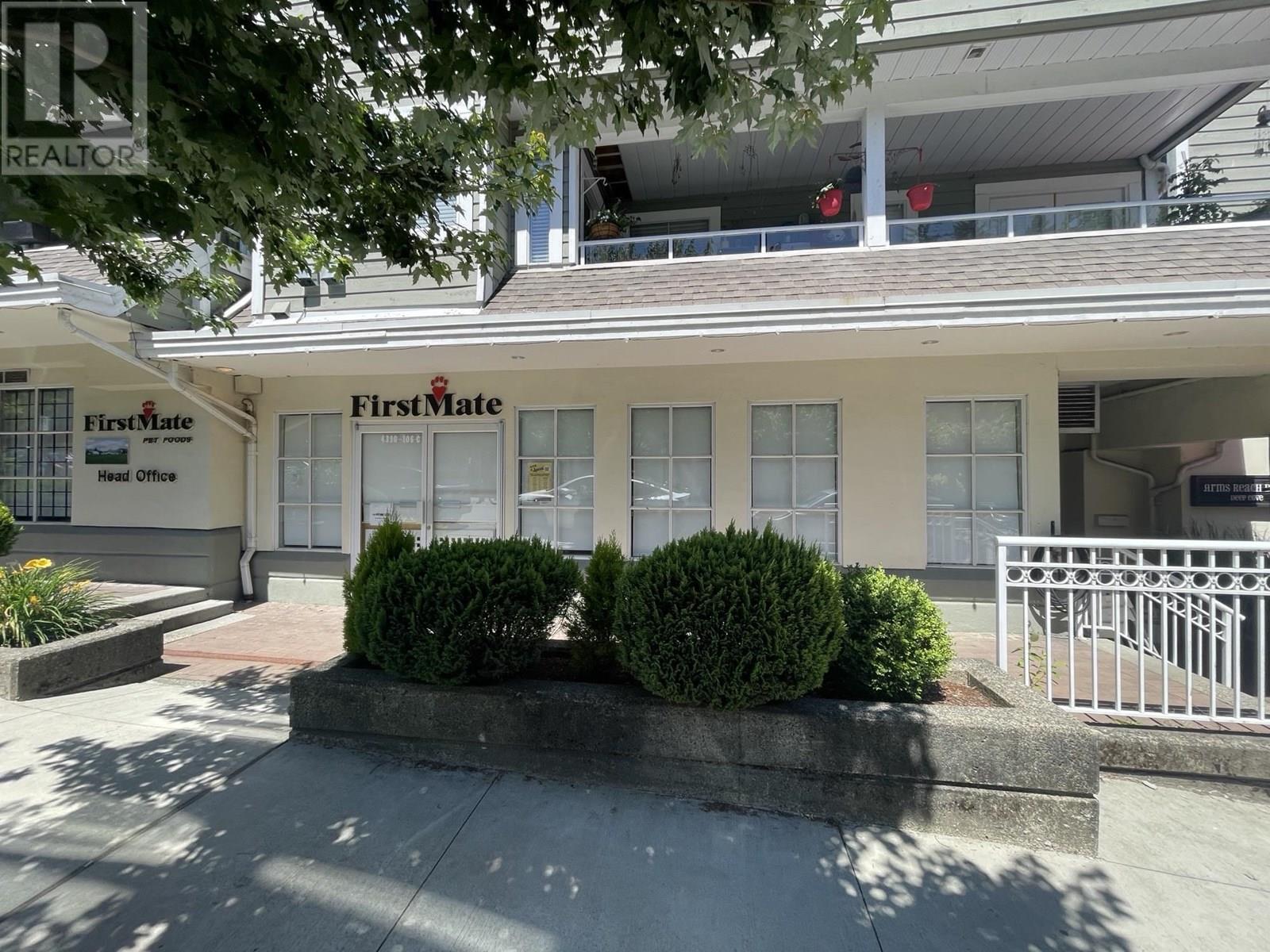 105c 4390 Gallant Avenue, North Vancouver, British Columbia  V7G 1L2 - Photo 2 - C8070514