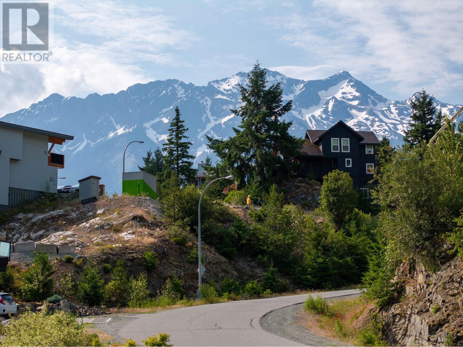 1303 Eagle Drive, Pemberton, British Columbia  V0N 2L0 - Photo 11 - R3016954