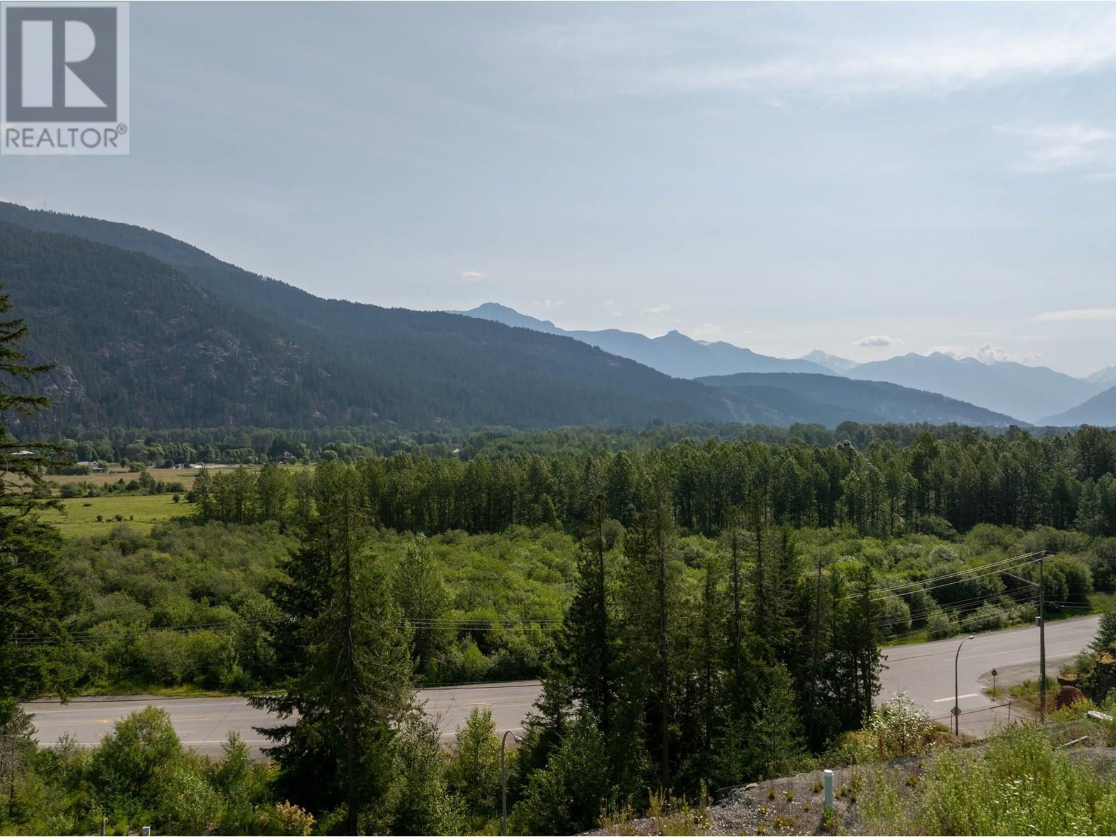 1303 Eagle Drive, Pemberton, British Columbia  V0N 2L0 - Photo 9 - R3016954