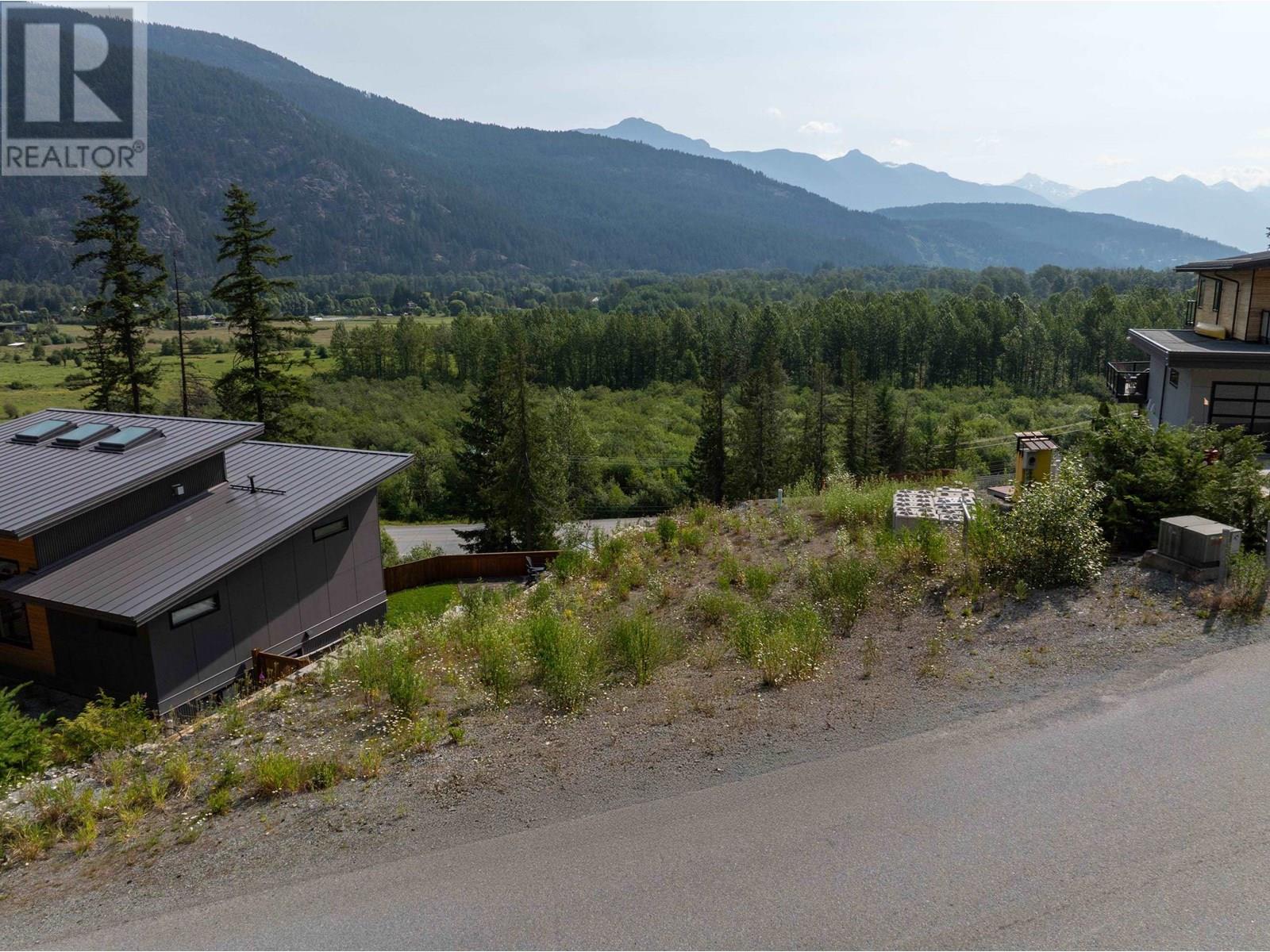 1303 EAGLE DRIVE, Pemberton, British Columbia