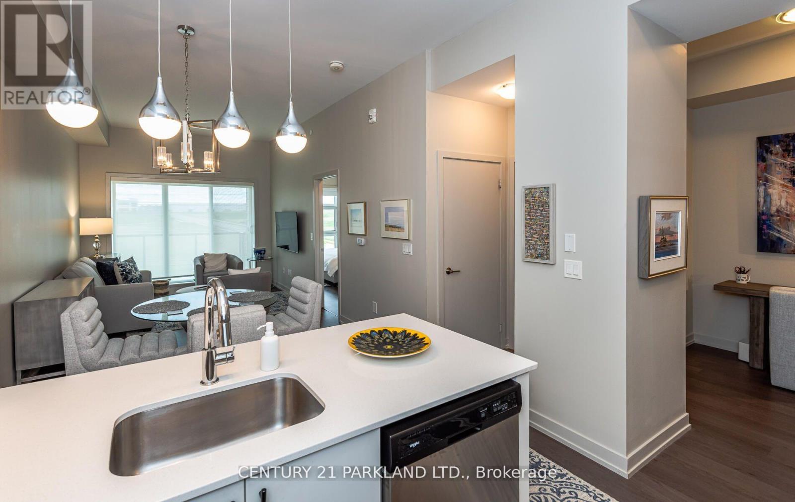 438 - 555 William Graham Drive W, Aurora, Ontario  L4G 3H9 - Photo 14 - N12261215