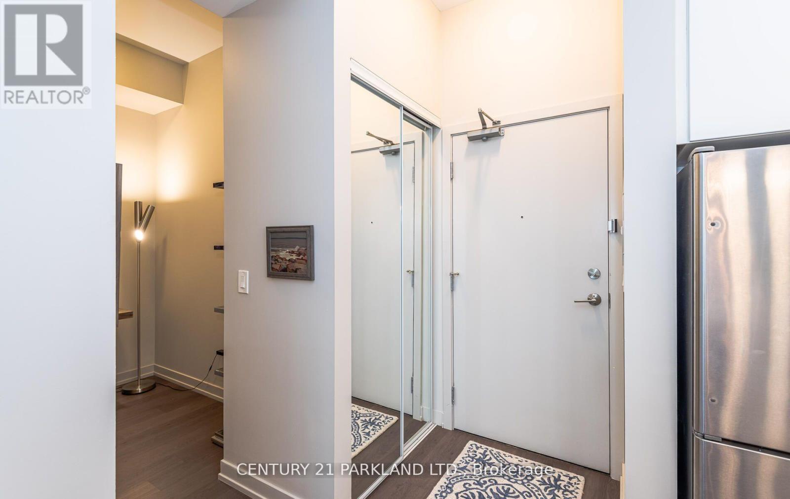 438 - 555 William Graham Drive W, Aurora, Ontario  L4G 3H9 - Photo 4 - N12261215