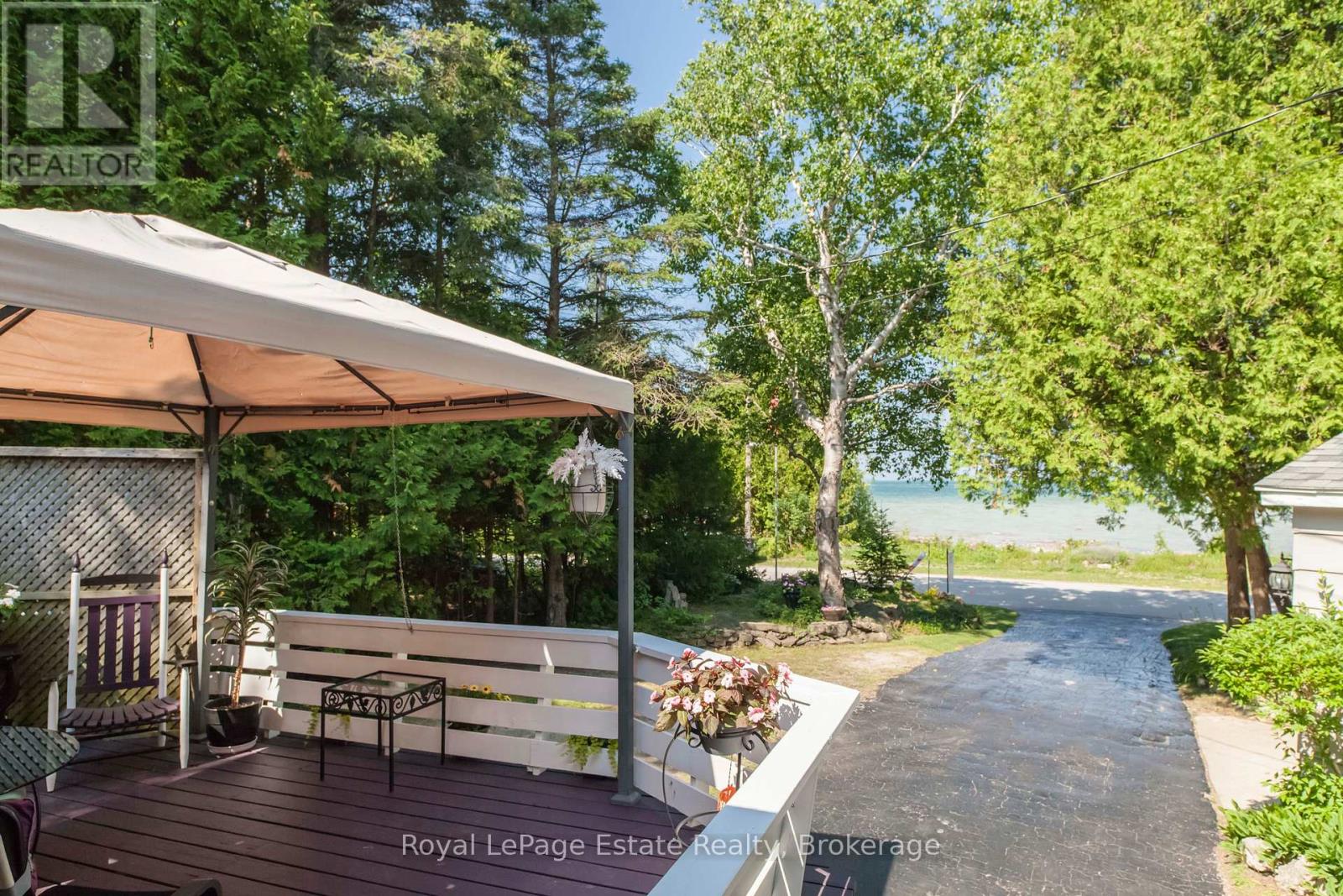 371 Bay Street, South Bruce Peninsula, Ontario  N0H 2T0 - Photo 10 - X12261246