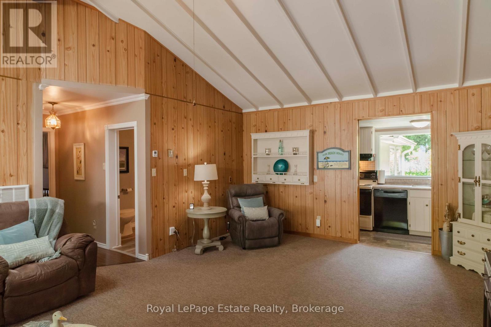 371 Bay Street, South Bruce Peninsula, Ontario  N0H 2T0 - Photo 22 - X12261246