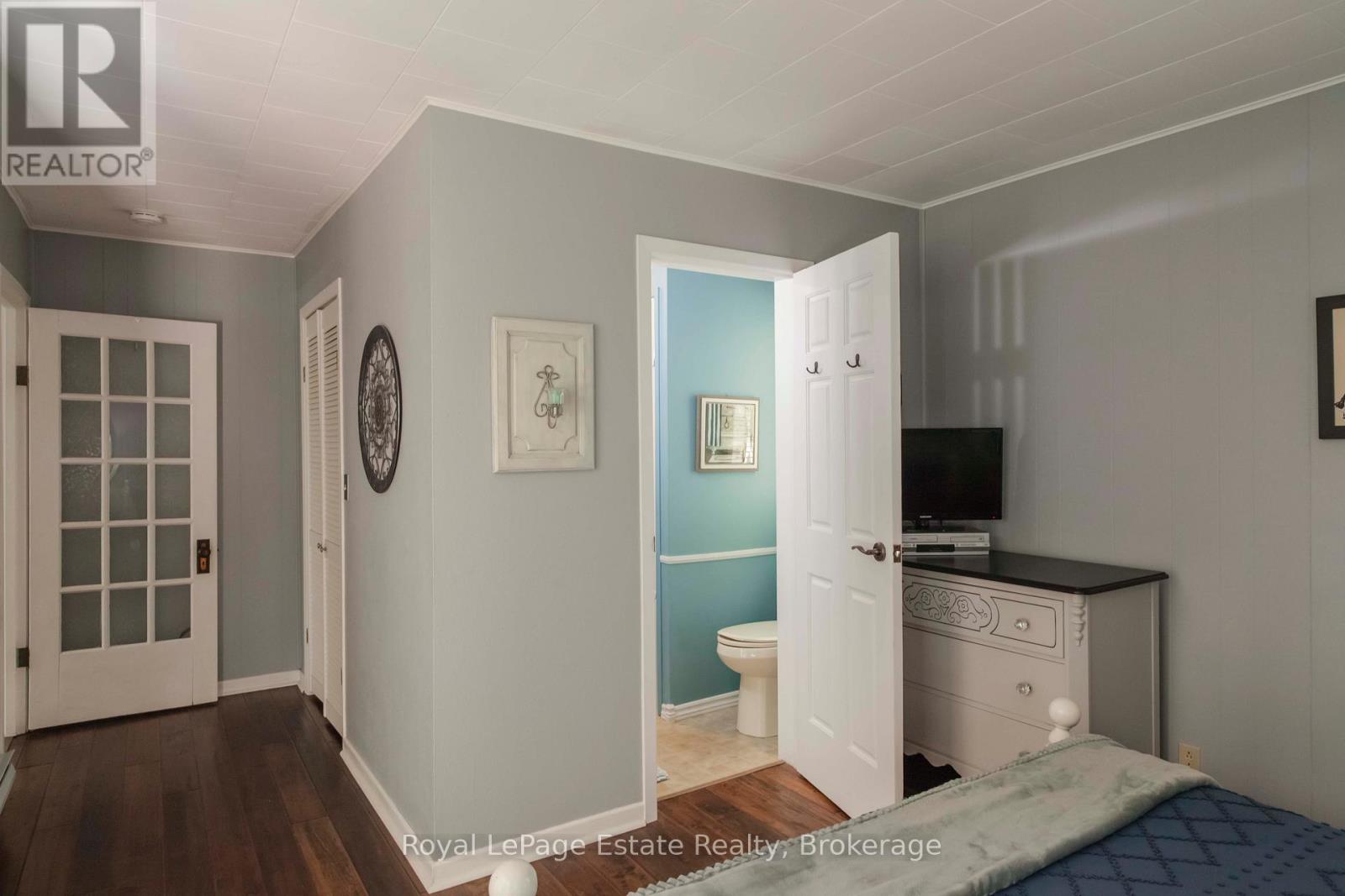 371 Bay Street, South Bruce Peninsula, Ontario  N0H 2T0 - Photo 31 - X12261246