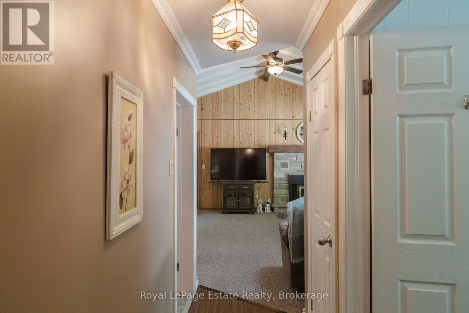 371 Bay Street, South Bruce Peninsula, Ontario  N0H 2T0 - Photo 40 - X12261246