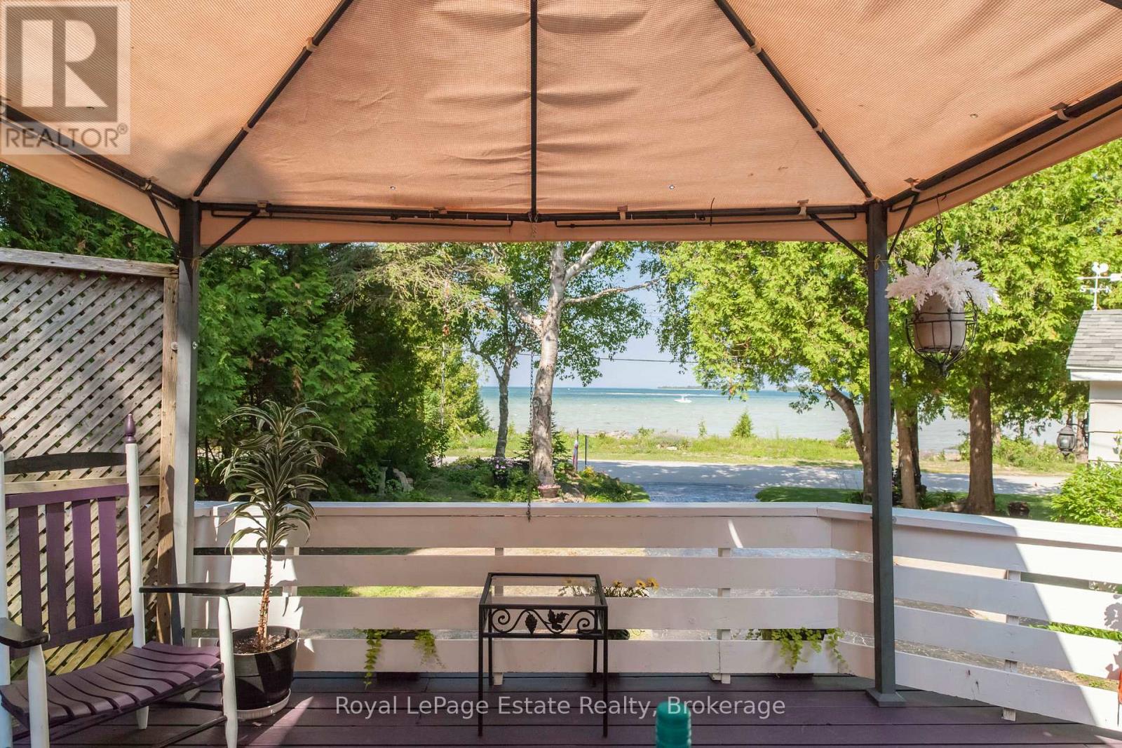 371 Bay Street, South Bruce Peninsula, Ontario  N0H 2T0 - Photo 7 - X12261246