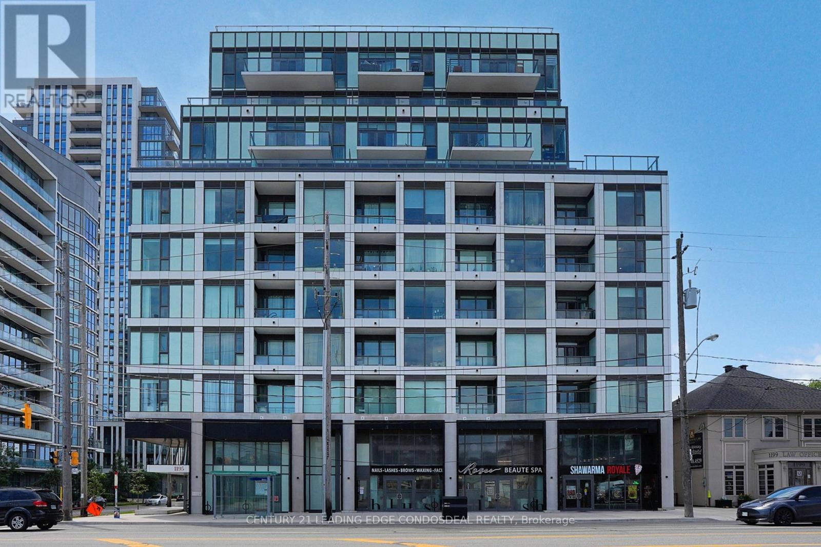 213 - 1195 THE QUEENSWAY, Toronto, Ontario
