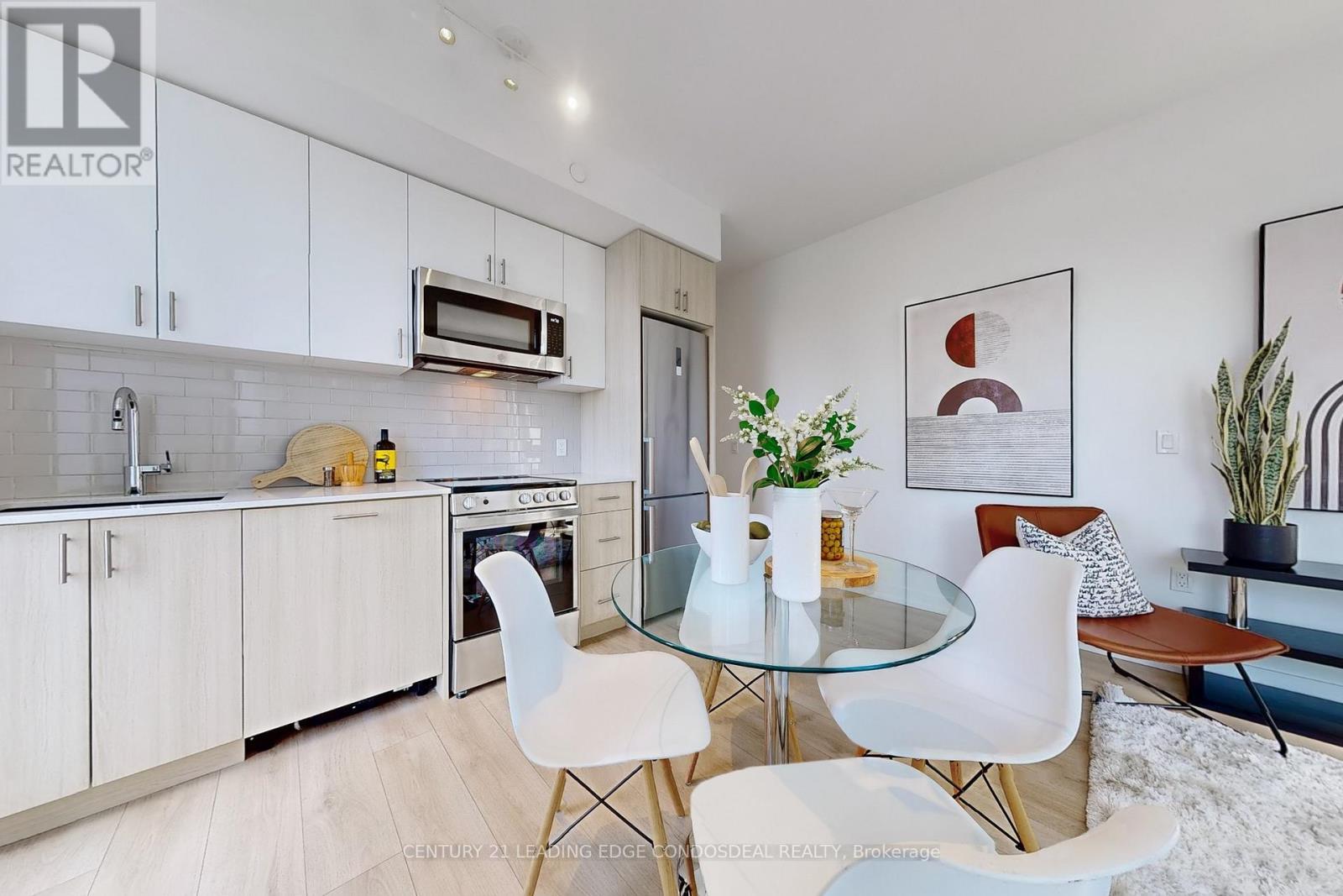 213 - 1195 The Queensway, Toronto, Ontario  M8Z 0H1 - Photo 18 - W12261258