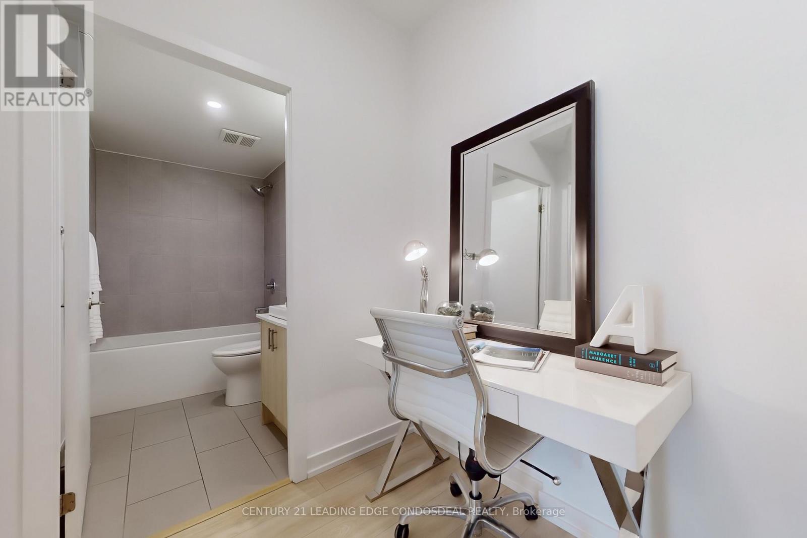 213 - 1195 The Queensway, Toronto, Ontario  M8Z 0H1 - Photo 29 - W12261258