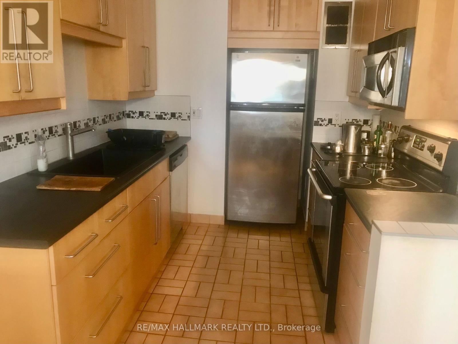 603 - 45 Westmount Road N, Waterloo, Ontario  N2L 2R3 - Photo 6 - X12261255