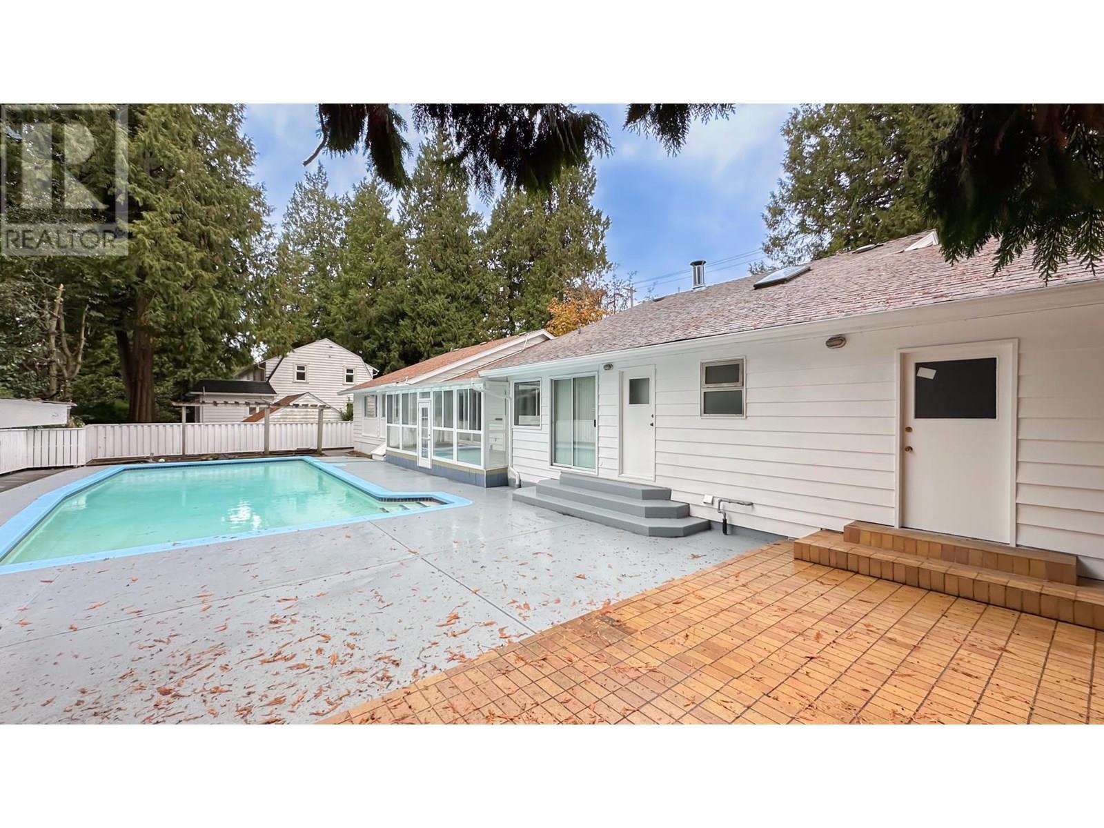 Listing Picture 33 of 39 : 3522 SW MARINE DRIVE, Vancouver / 溫哥華 - 魯藝地產 Yvonne Lu Group - MLS Medallion Club Member