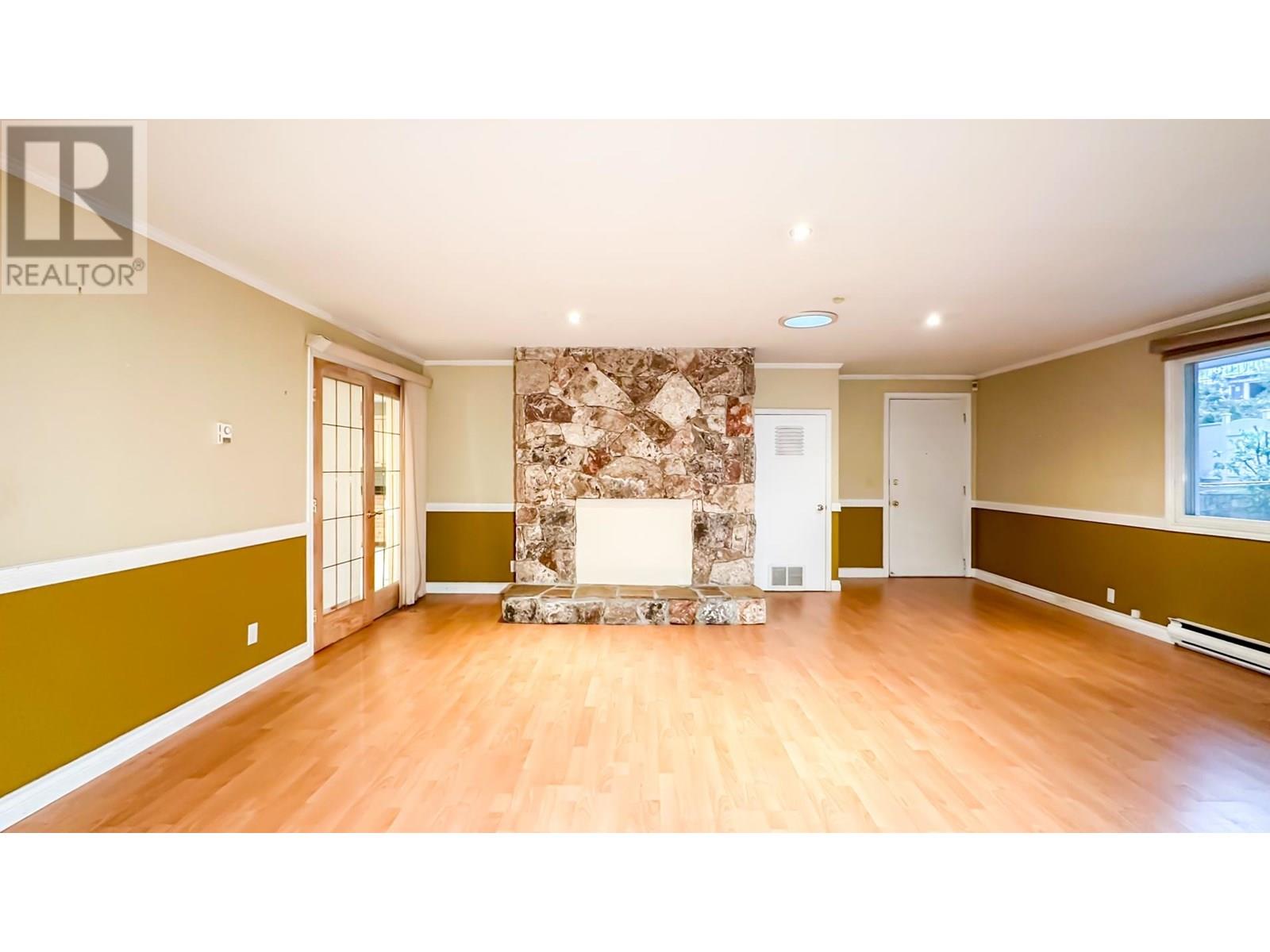 Listing Picture 23 of 39 : 3522 SW MARINE DRIVE, Vancouver / 溫哥華 - 魯藝地產 Yvonne Lu Group - MLS Medallion Club Member