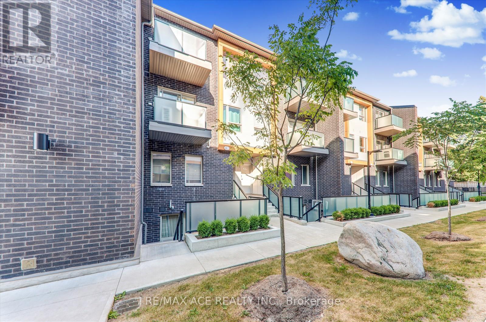 Property at 431 - 2789 EGLINTON AVENUE E image 4