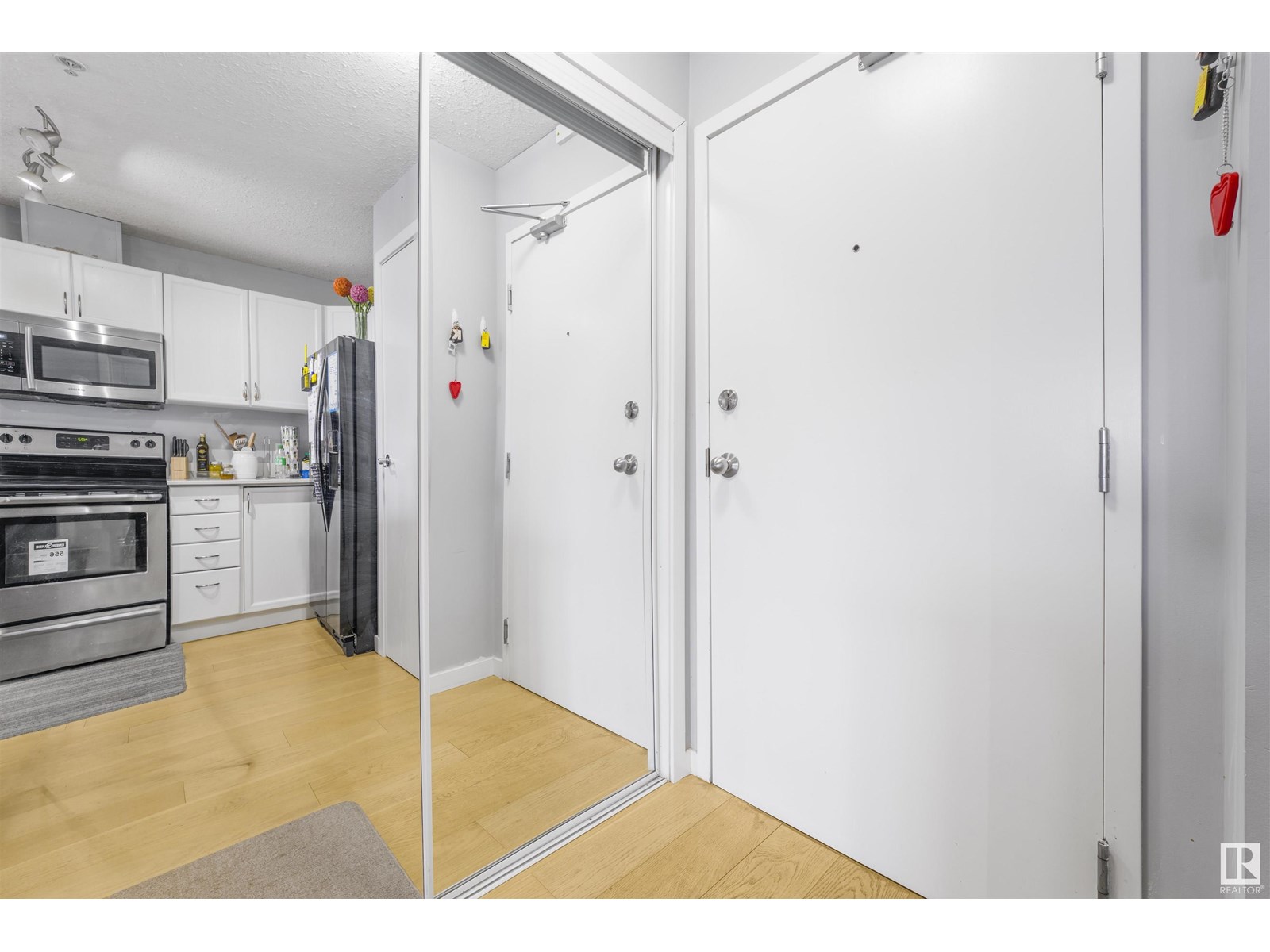 Property at #213 4312 139 AV NW image 3