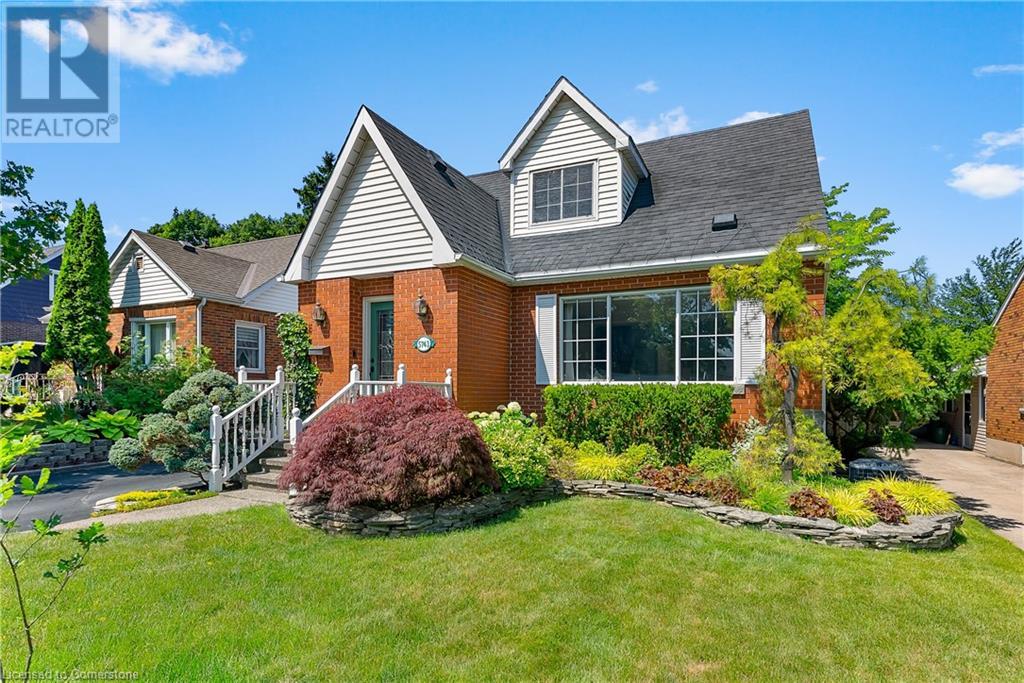5743 Lowell Avenue, Niagara Falls, Ontario  L2G 4E4 - Photo 2 - 40747586