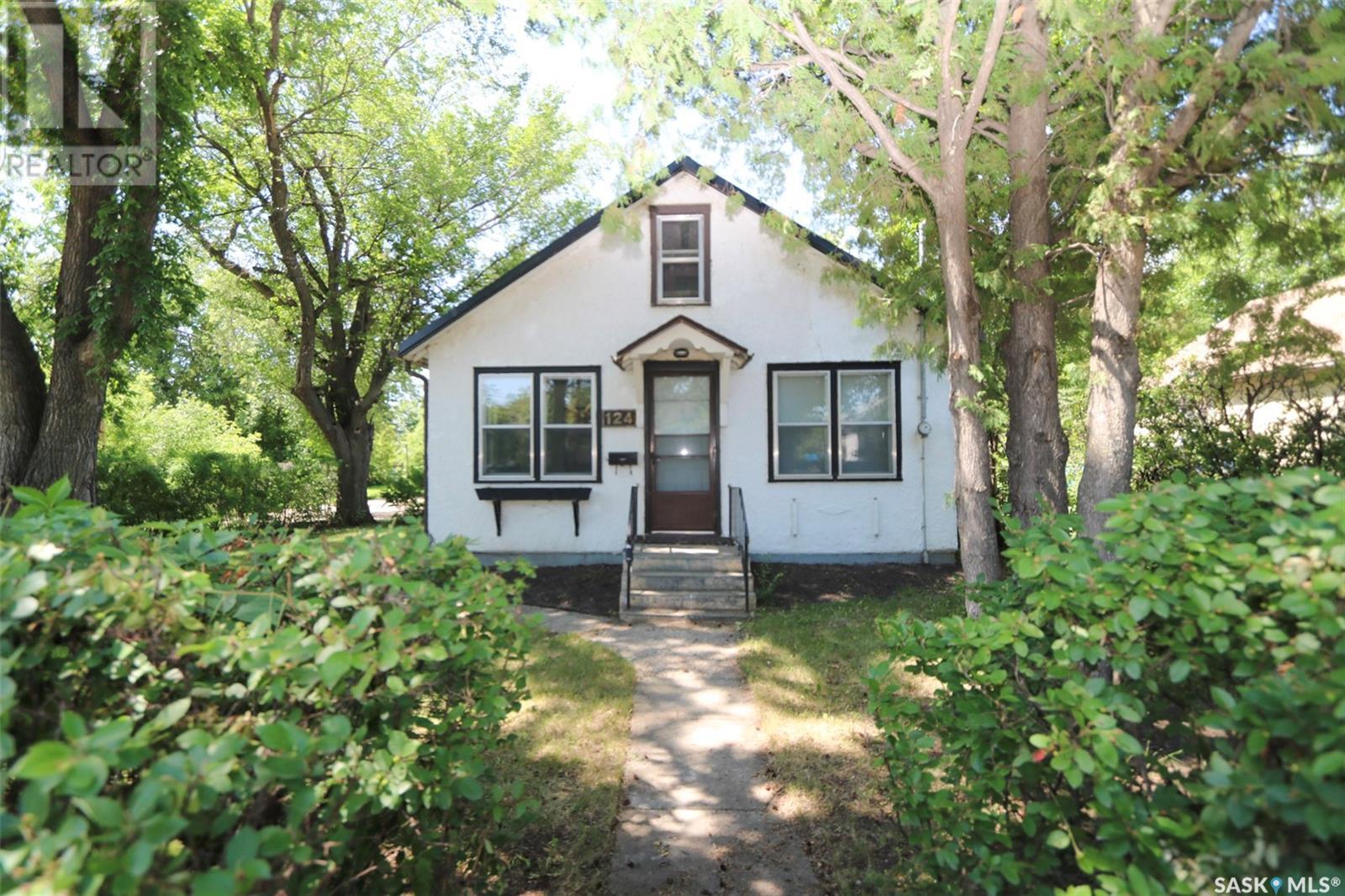 124 Ontario AVENUE, yorkton, Saskatchewan