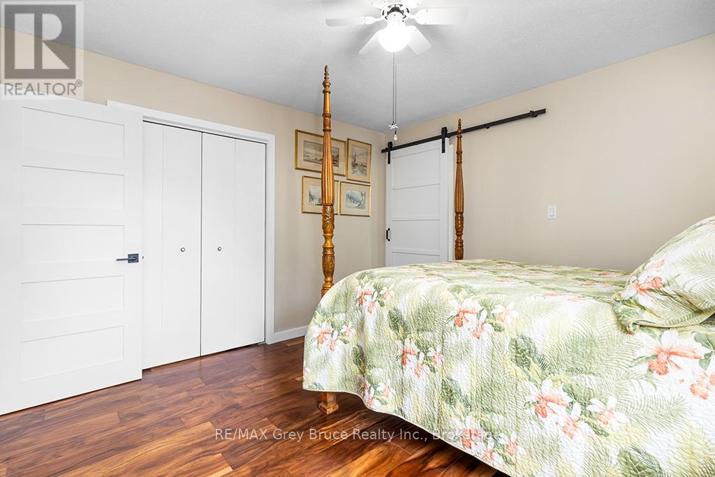 15 Isthmus Bay Road, Northern Bruce Peninsula, Ontario  N0H 1W0 - Photo 18 - X12093047