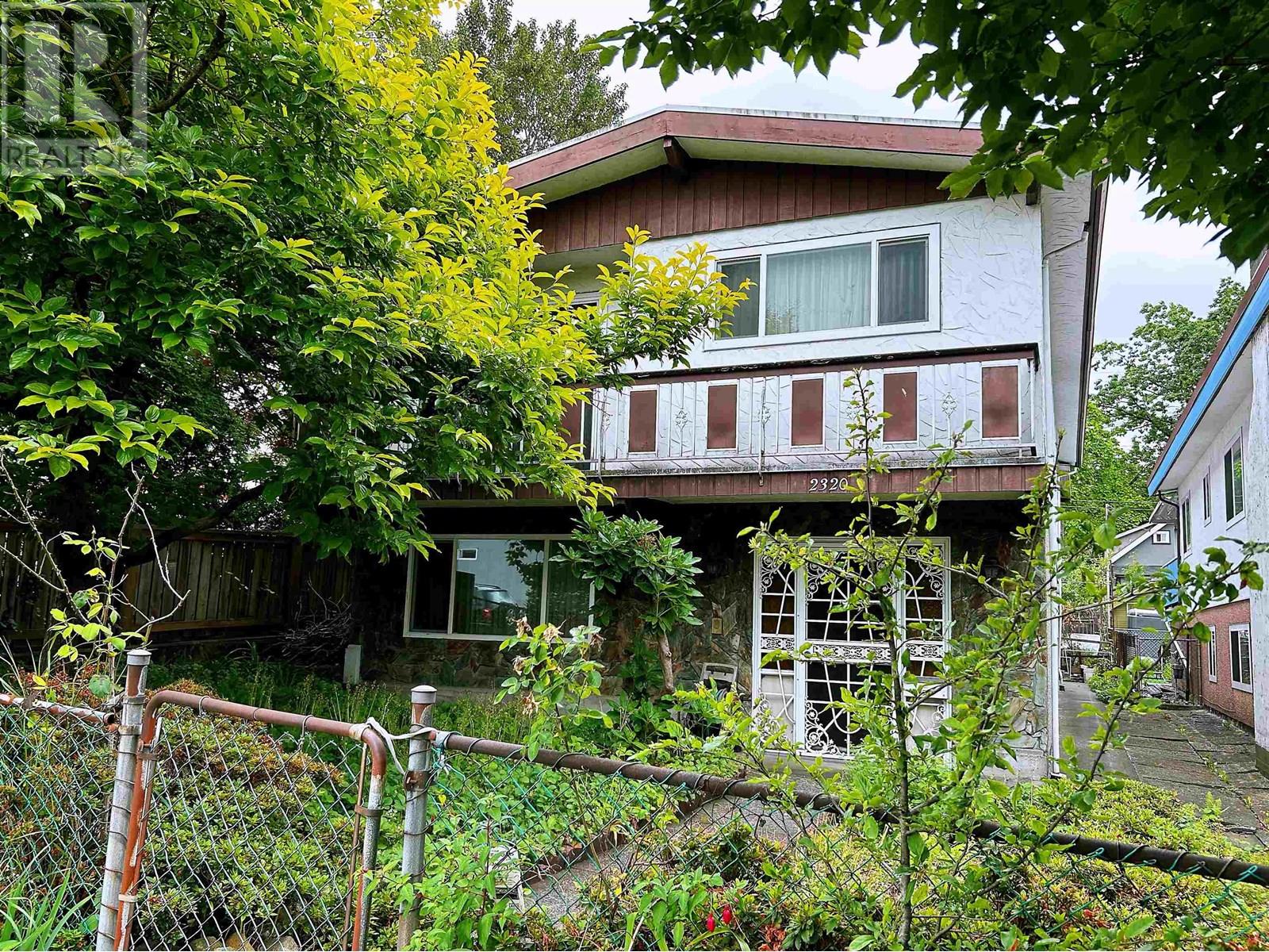 2320 E 1st Avenue, Vancouver, British Columbia  V5N 1C3 - Photo 2 - R3022693