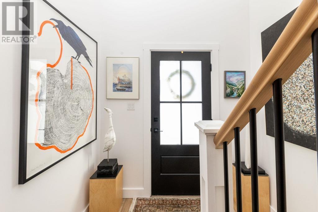 Property at 511 JORDAN WAY image 3