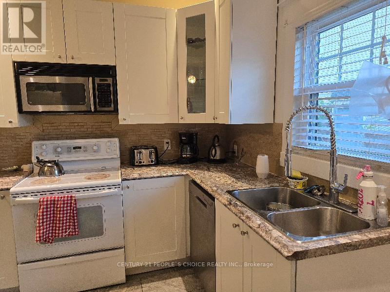 5511 Palmer Avenue Se, Niagara Falls, Ontario  L2E 3V3 - Photo 15 - X12261359