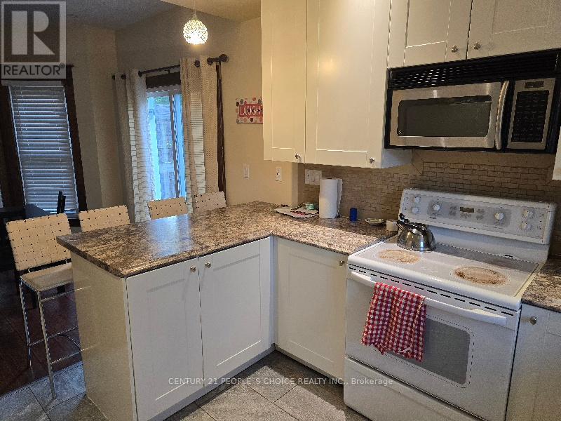 5511 Palmer Avenue Se, Niagara Falls, Ontario  L2E 3V3 - Photo 16 - X12261359