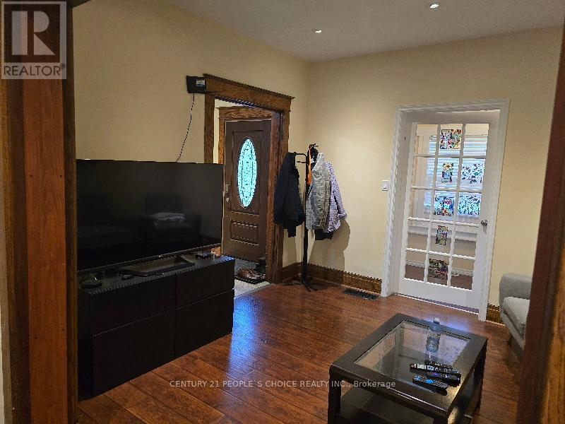 5511 Palmer Avenue Se, Niagara Falls, Ontario  L2E 3V3 - Photo 8 - X12261359