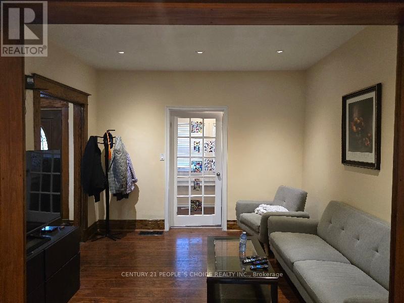 5511 Palmer Avenue Se, Niagara Falls, Ontario  L2E 3V3 - Photo 9 - X12261359