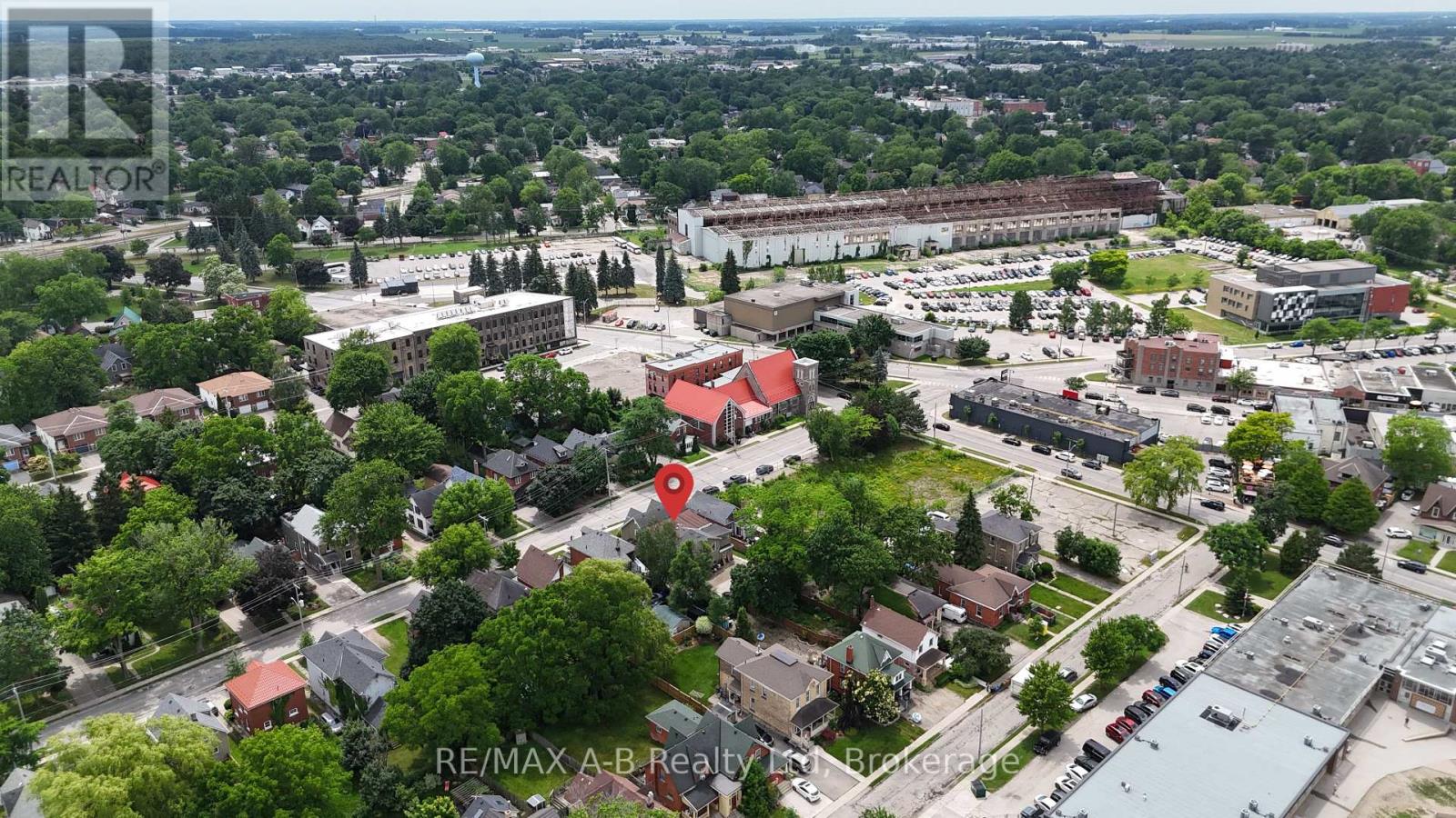 34-38 Douro Street, Stratford, Ontario  N5A 3R3 - Photo 15 - X12260878