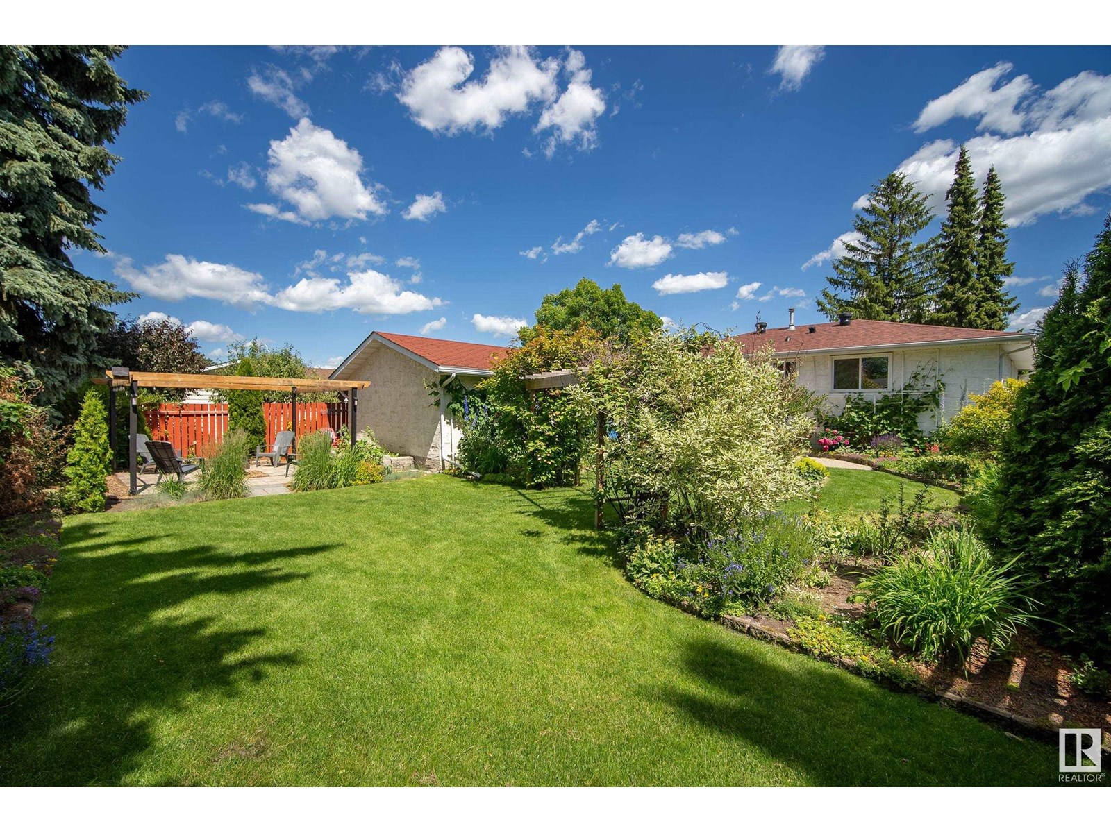 Property at 40 HAWKINS CR image 3