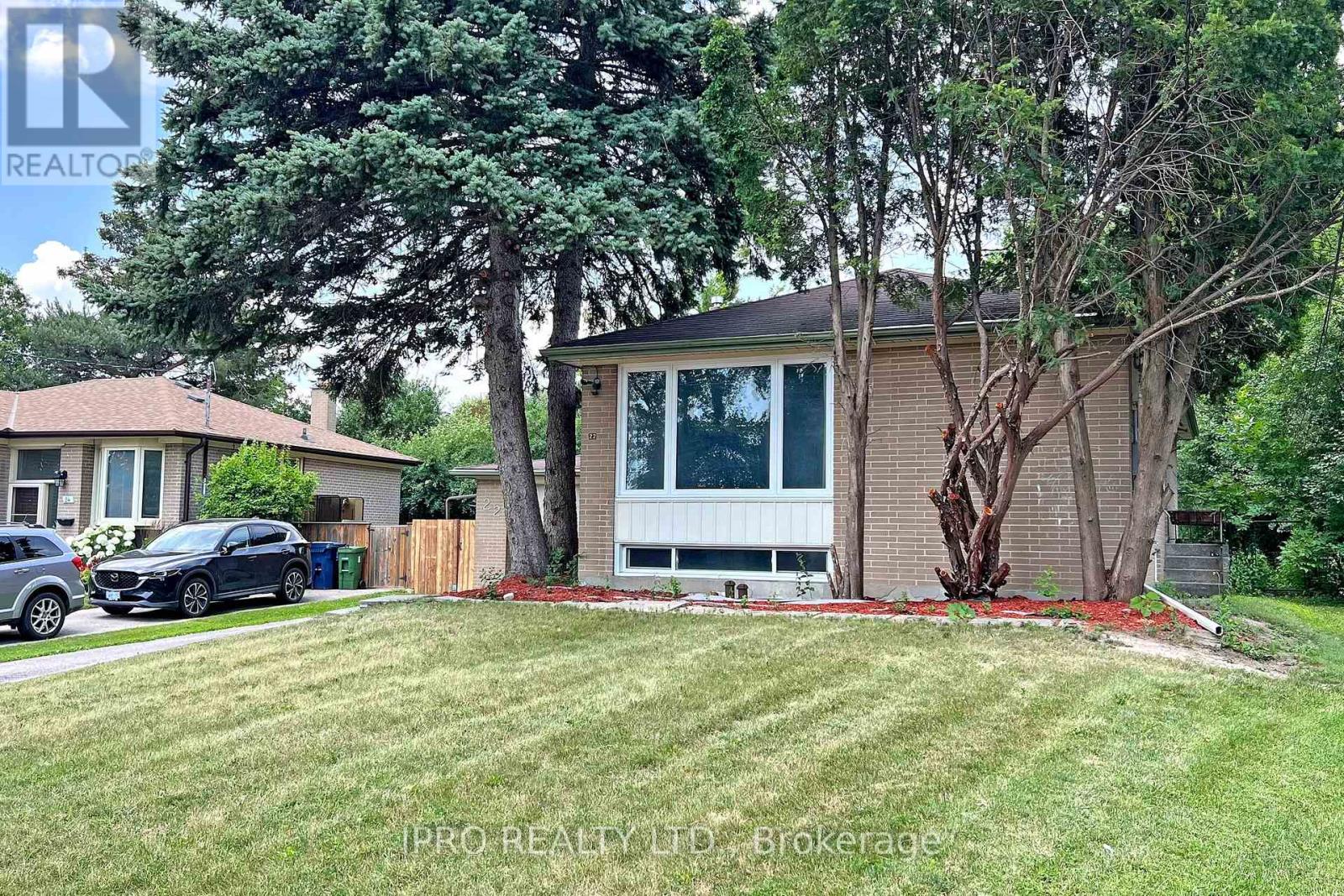 Property at 22 ROYAL DOULTON DRIVE image 1